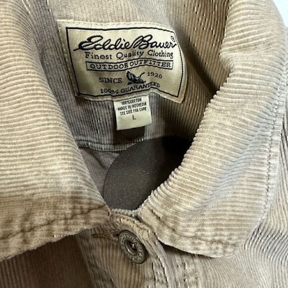 Eddie Bauer Ouftdoor Outfitter Beige Denim Looking Button Down - Picture 5 of 5